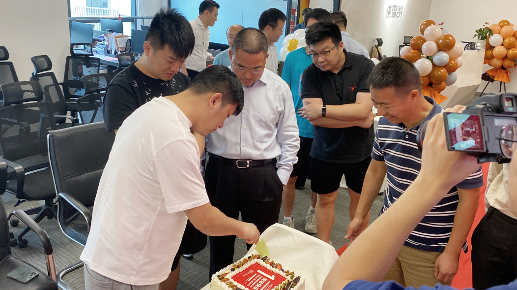 同心同行 共创未来——冰雪容成立1周年暨小程序商城上线(图7)